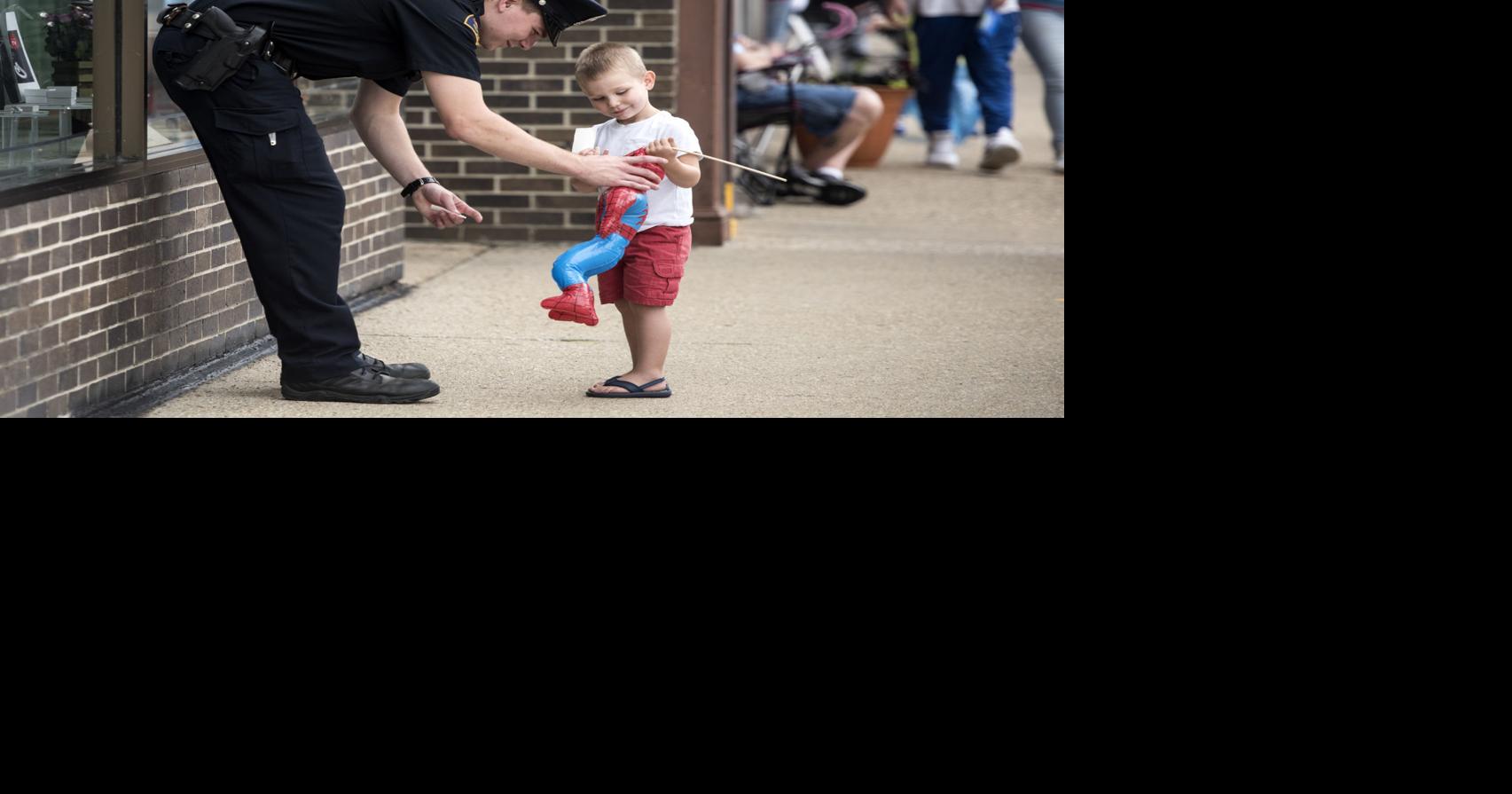 Janesville Labor Day parade judging requires patience Local News