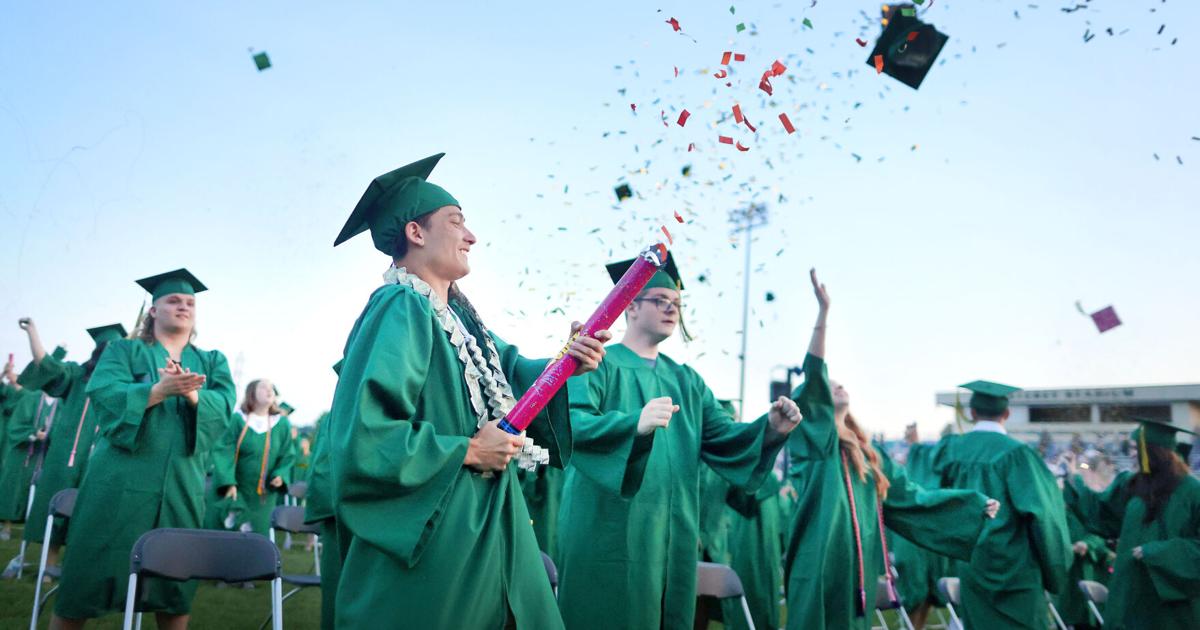 Graduation Order Area high schools set commencement ceremonies | News | gazettextra.com