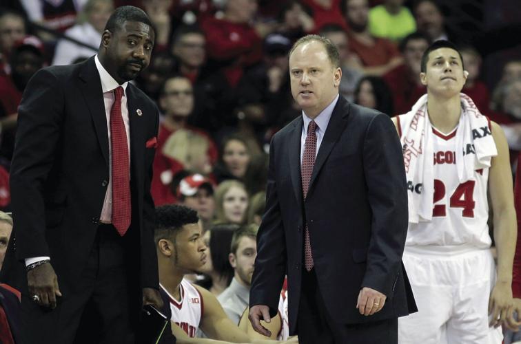 Uw Basketball Three Years After Terrible Accident Howard Moore Still Watches With Pride 0051