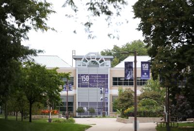 Uw Whitewater Calendar 2023 2024 Uw-Whitewater Moves Spring Break To April Because Of Pandemic | Coronavirus  | Gazettextra.com