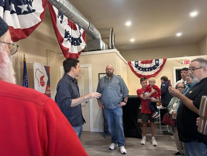 SOWI_271005_JANESVILLE_PHOTOS_GOP01