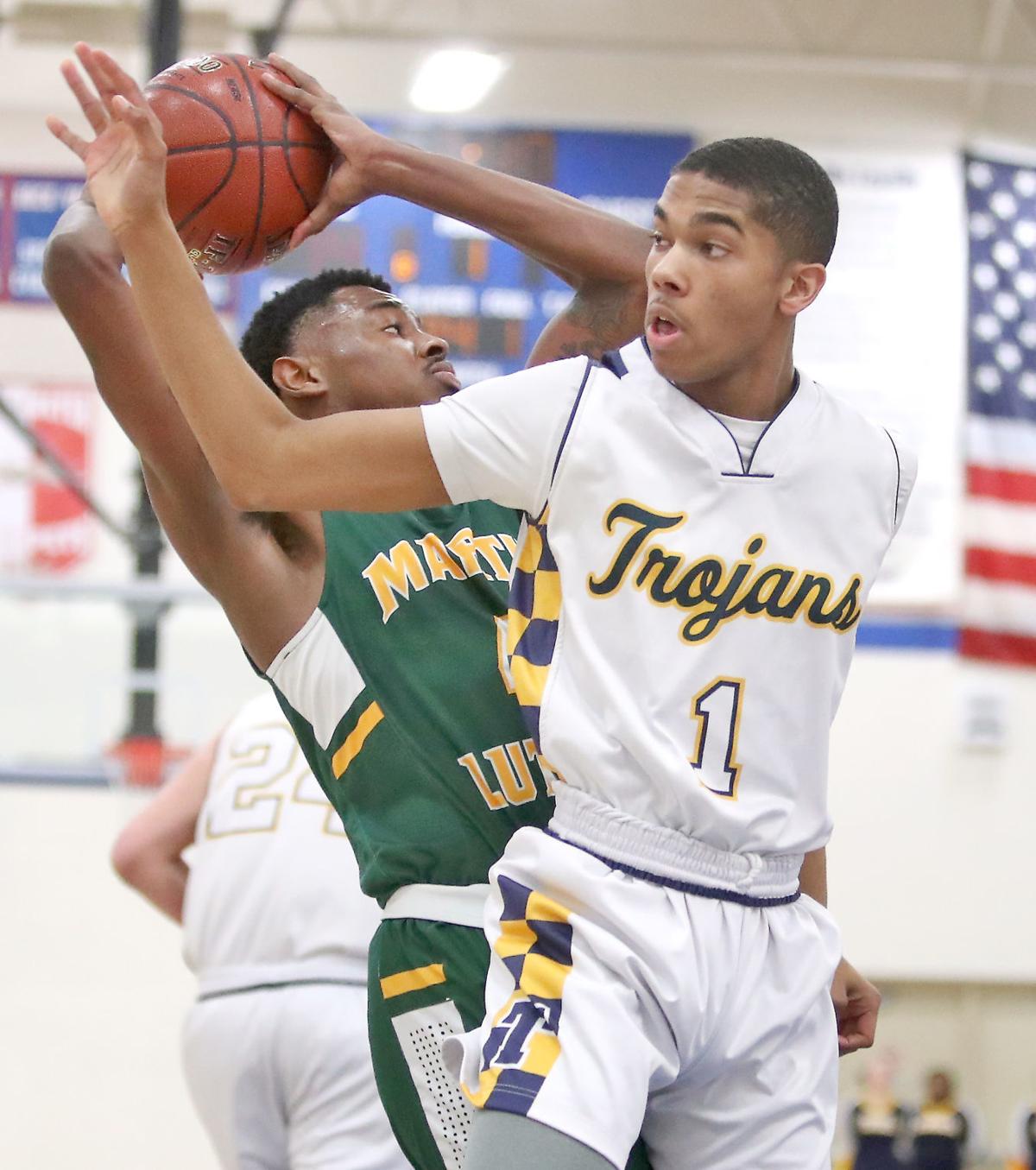 Turner Boys Suffer Nightmarish Sectional Final Loss To Martin Luther Boys Basketball Gazettextra Com