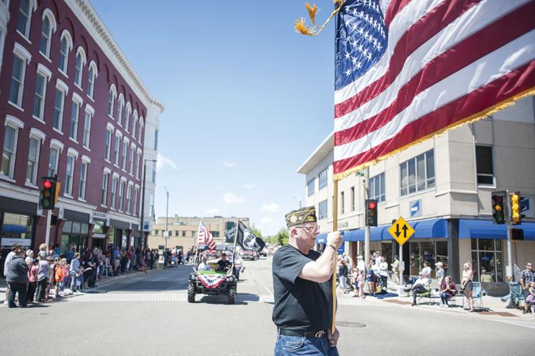 Area World War II veterans honored in Memorial Day parade | Archives ...