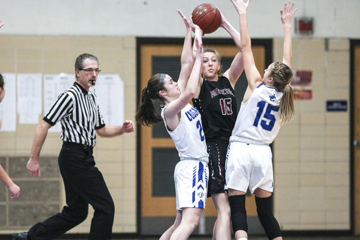 Craig Sweeps Season Series From Middleton In Girls Basketball