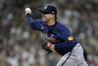 Braves-Chavez Returns