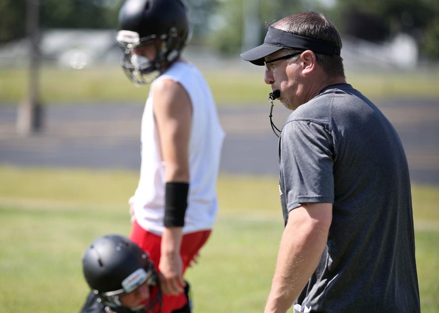 Football Weekly Area Programs Take Advantage Of Wisconsin