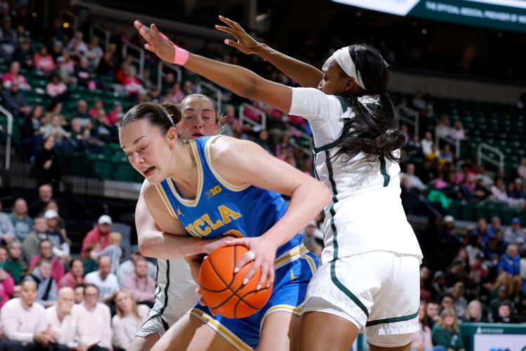 Betts scores 22 points and No. 2 UCLA stretches win streak to 18 games ...