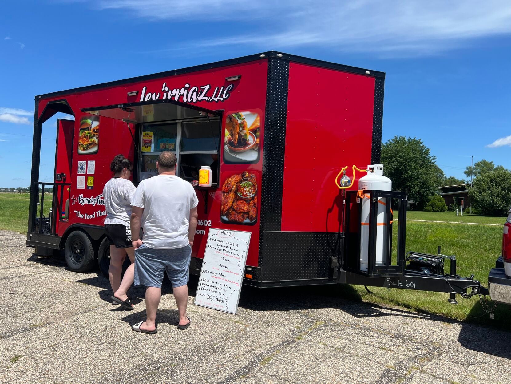Lex'irriaz: Woman-owned food truck brings birria and karaoke to
