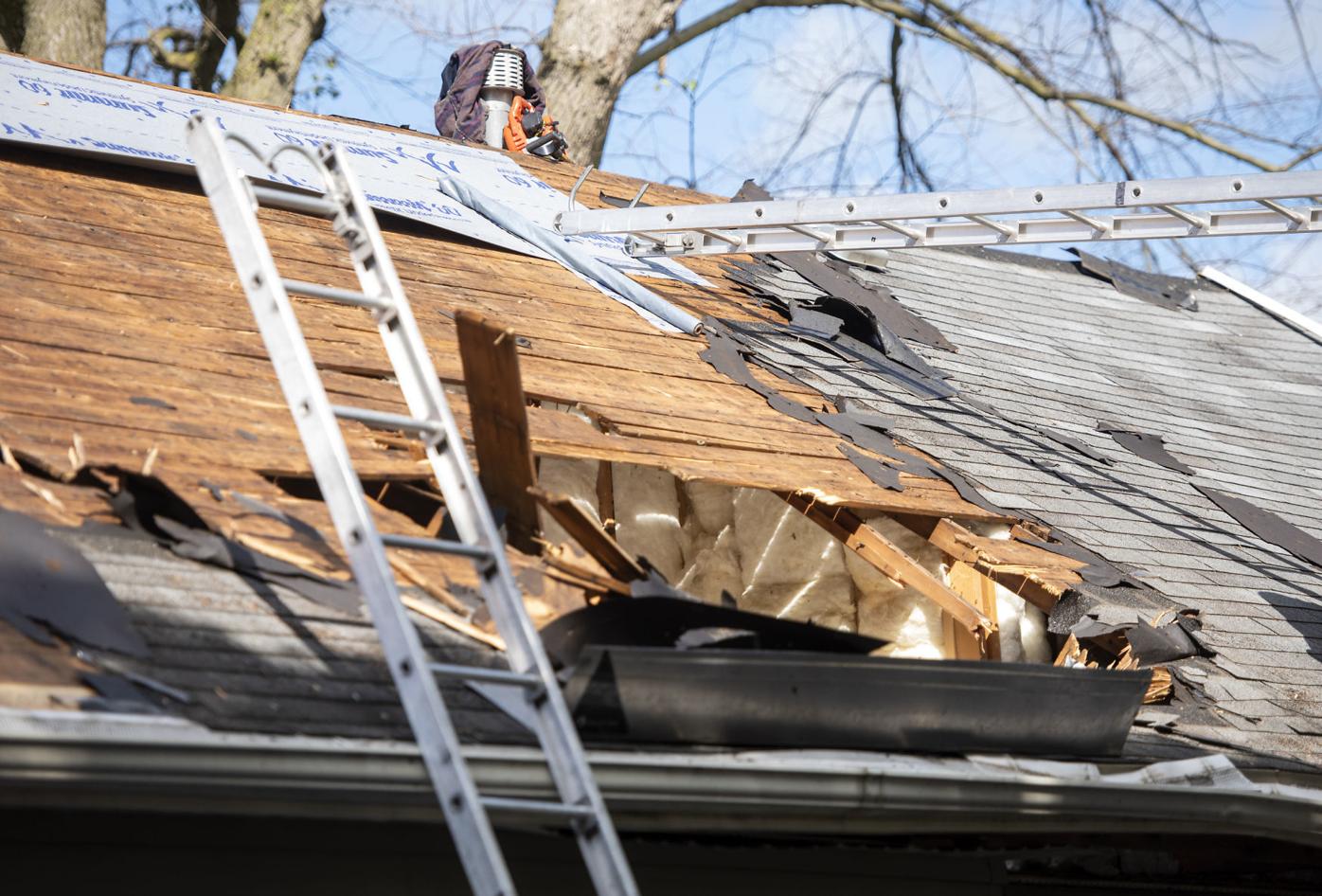 Update Man Extricated After Roof Of Evansville Home Collapses Local News Gazettextra Com