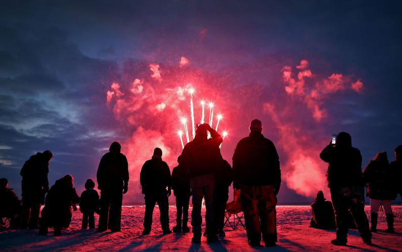 Oh! Ahhh! Brrrrr! Fireworks light up frozen Lake Koshkonong Local
