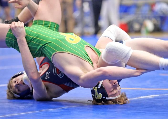 HEMET HIGH: Spotlight on wrestling mat heightens intensity – Press  Enterprise