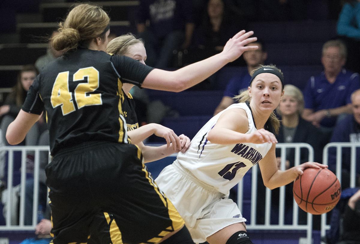 Uw Whitewater Faces Stevens Point To Open Wiac Basketball Season