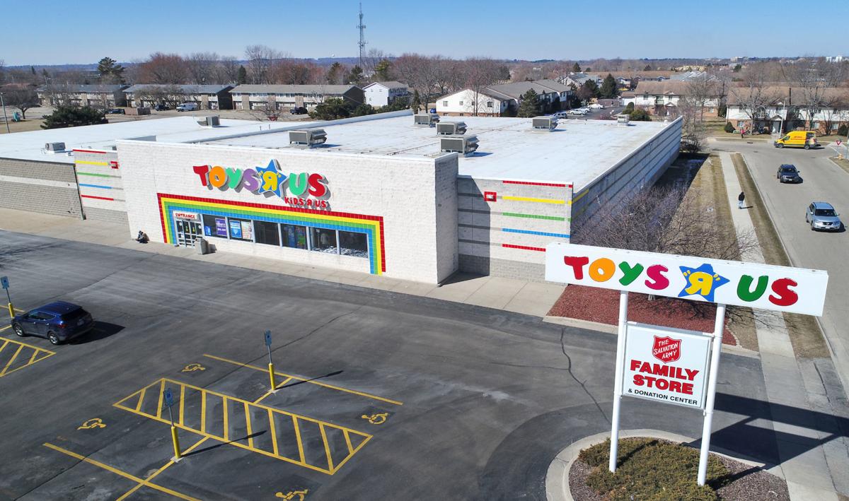 Future of Janesville Toys 'R' Us building not clear Business