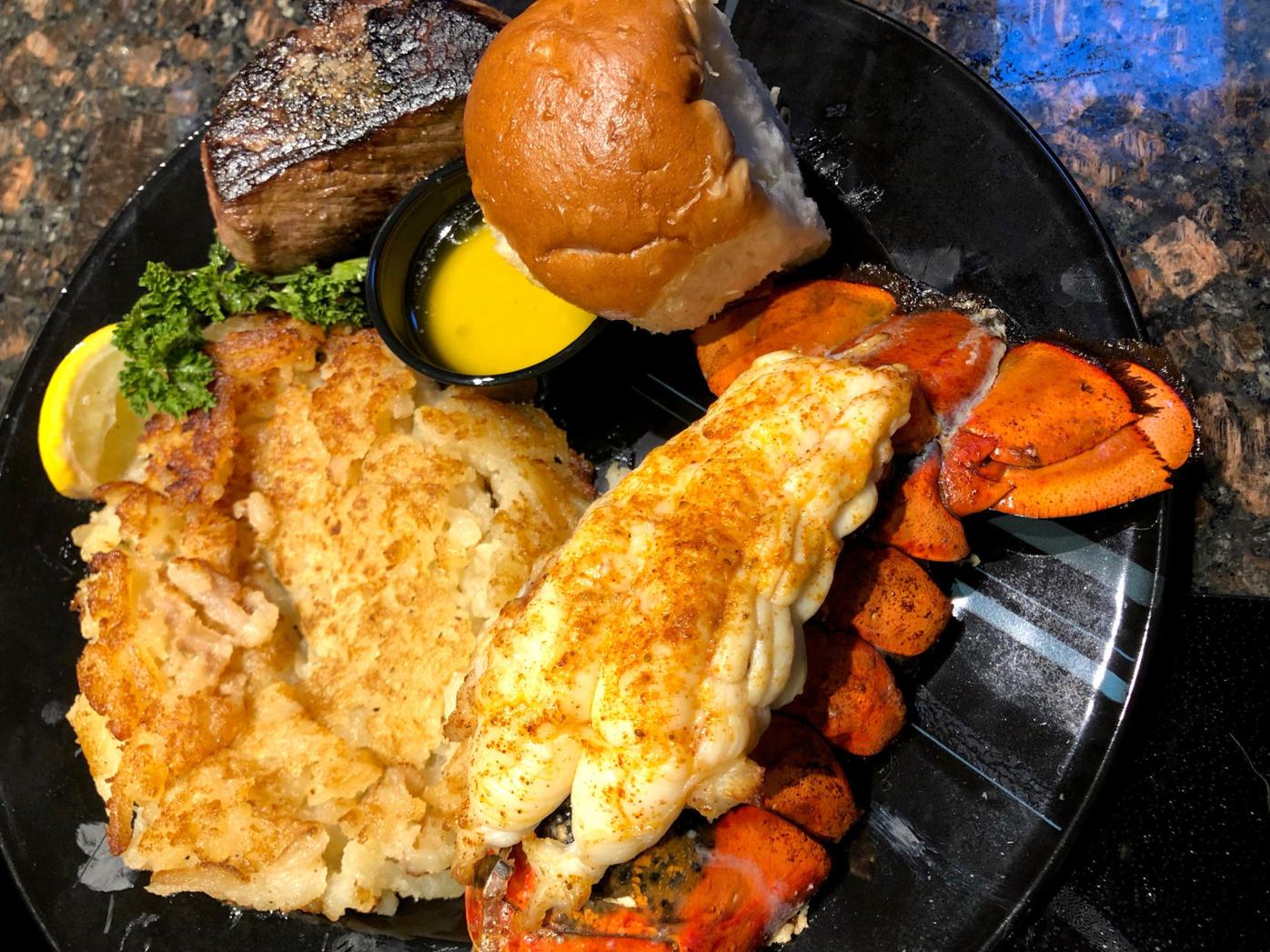 Restaurant Review Mariner S Inn Remains Madison Steak Stalwart Dining Reviews Gazettextra Com