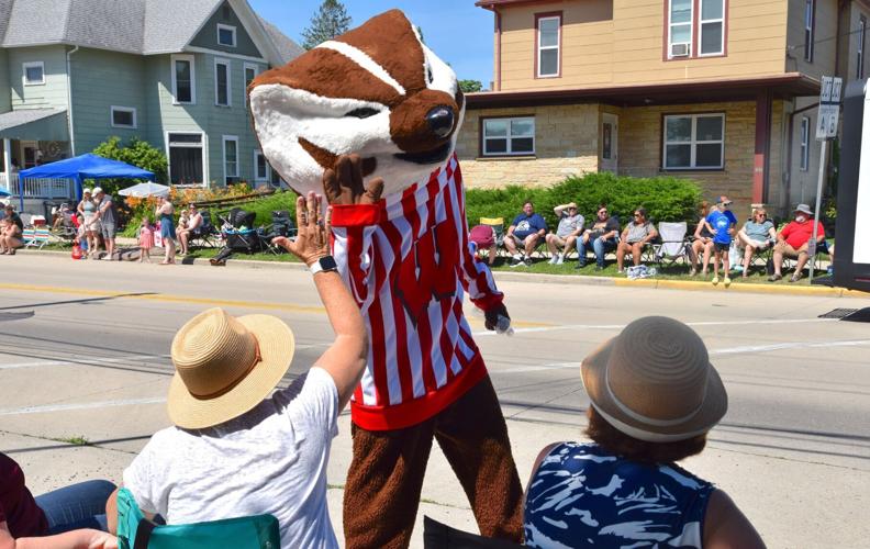 Lake Mills Town & Country Days parade 2025