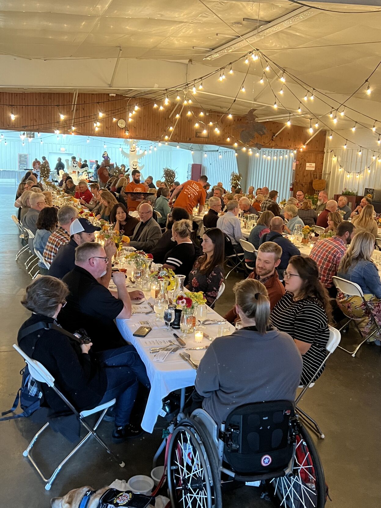 Guests at RECAP dinner