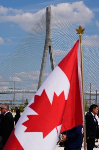 US Canada Bridge