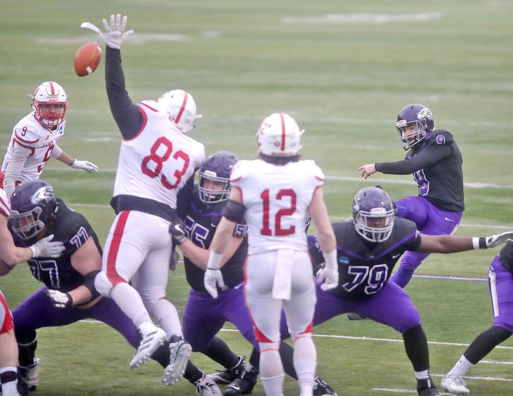 UWWhitewater advances to national championship game Photo Galleries