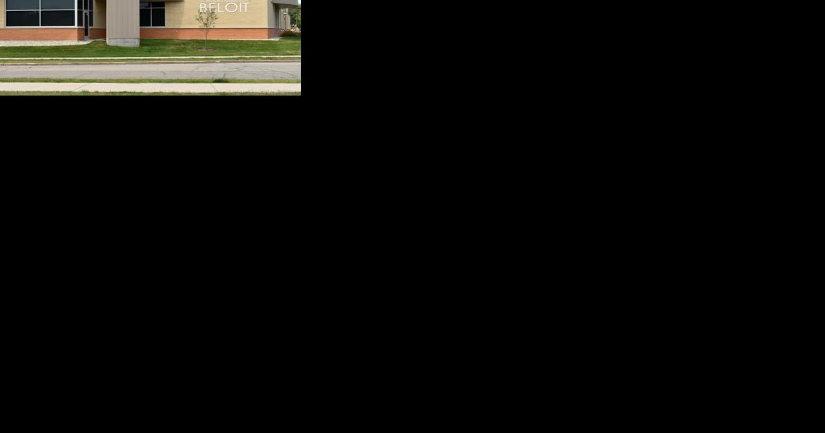 Beloit school officials support student offended by Janesville Parker students' 'gangster' attire - Vimarsana News