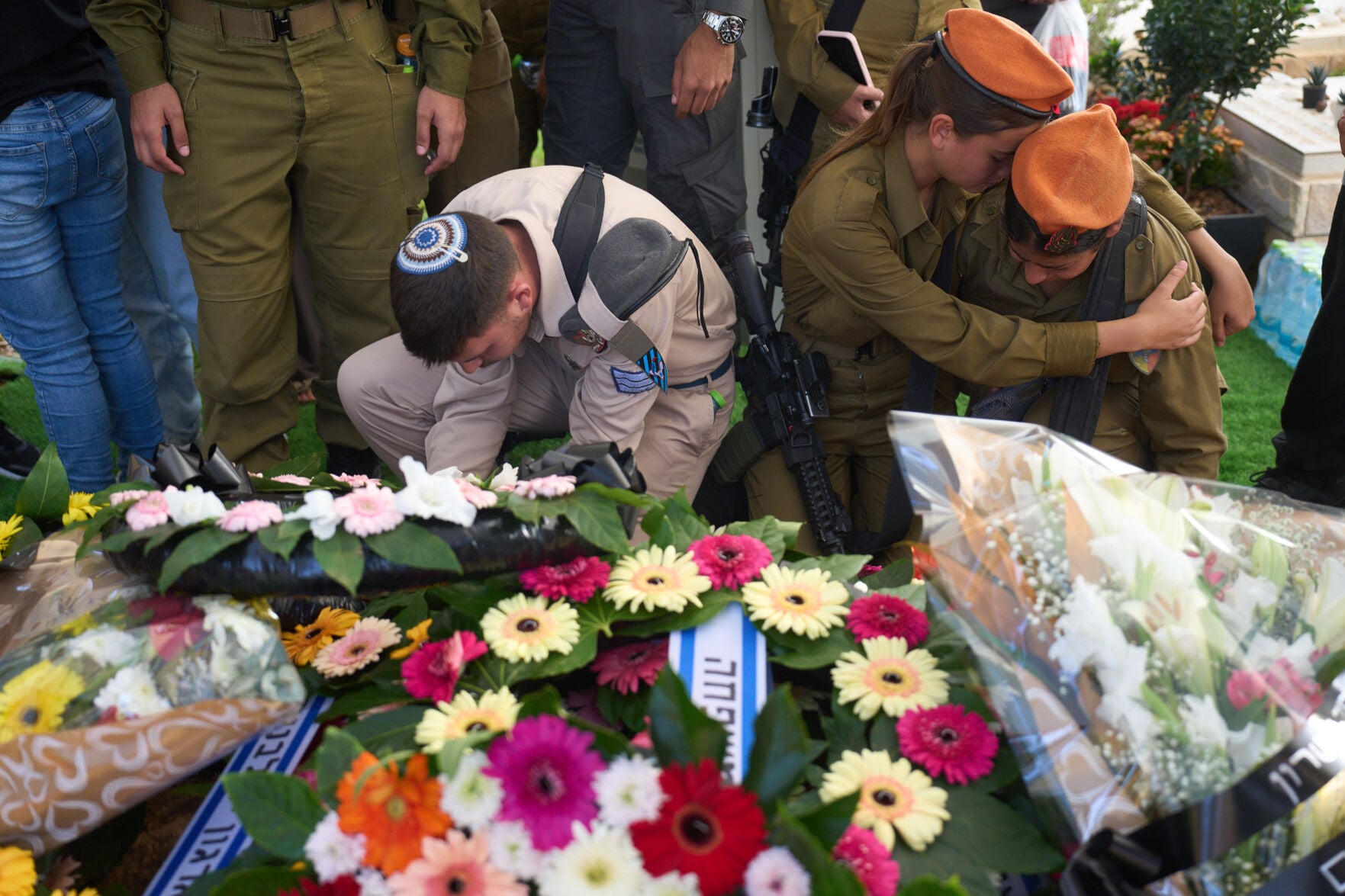 Step Sergeant Sign Israel Palestinians | Nation/World | gazettextra.com