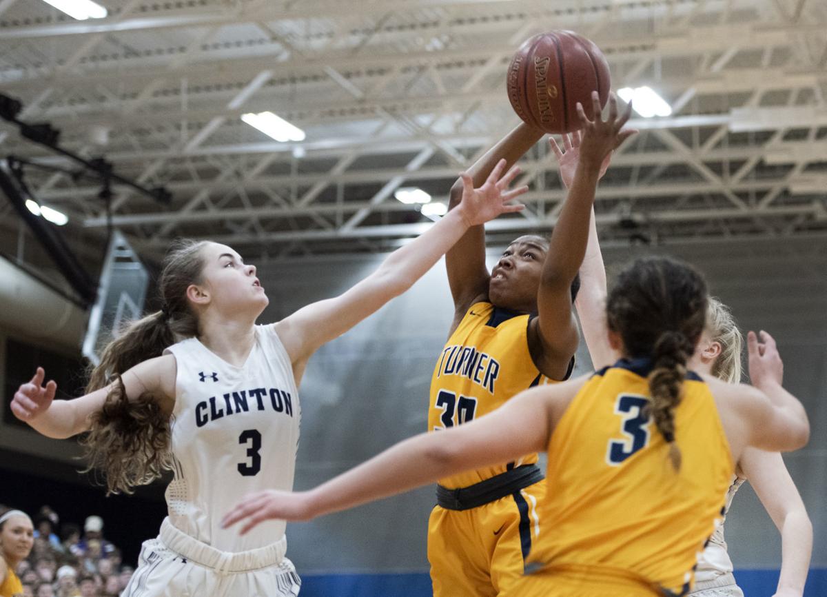 Njoo S 3 Pointer In Final Seconds Delivers Turner Its First Regional Crown Since 1982 Girls Basketball Gazettextra Com