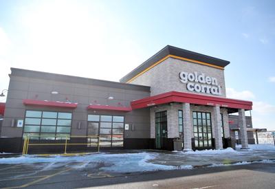 Janesville S Prototype Golden Corral Opens Monday Local News Gazettextra Com