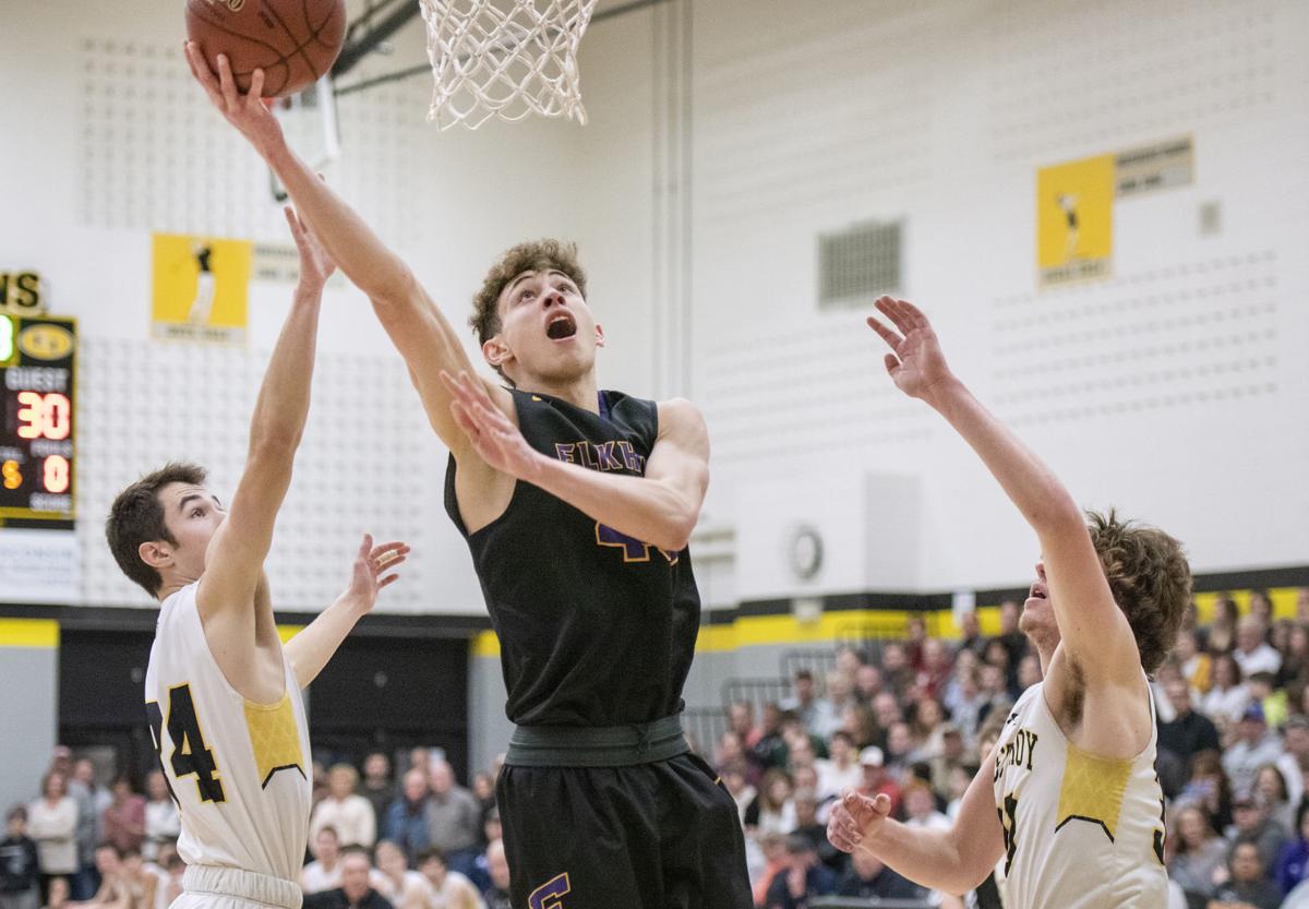 Elkhorn Halts East Troy S 21 Game Winning Streak Earns Another