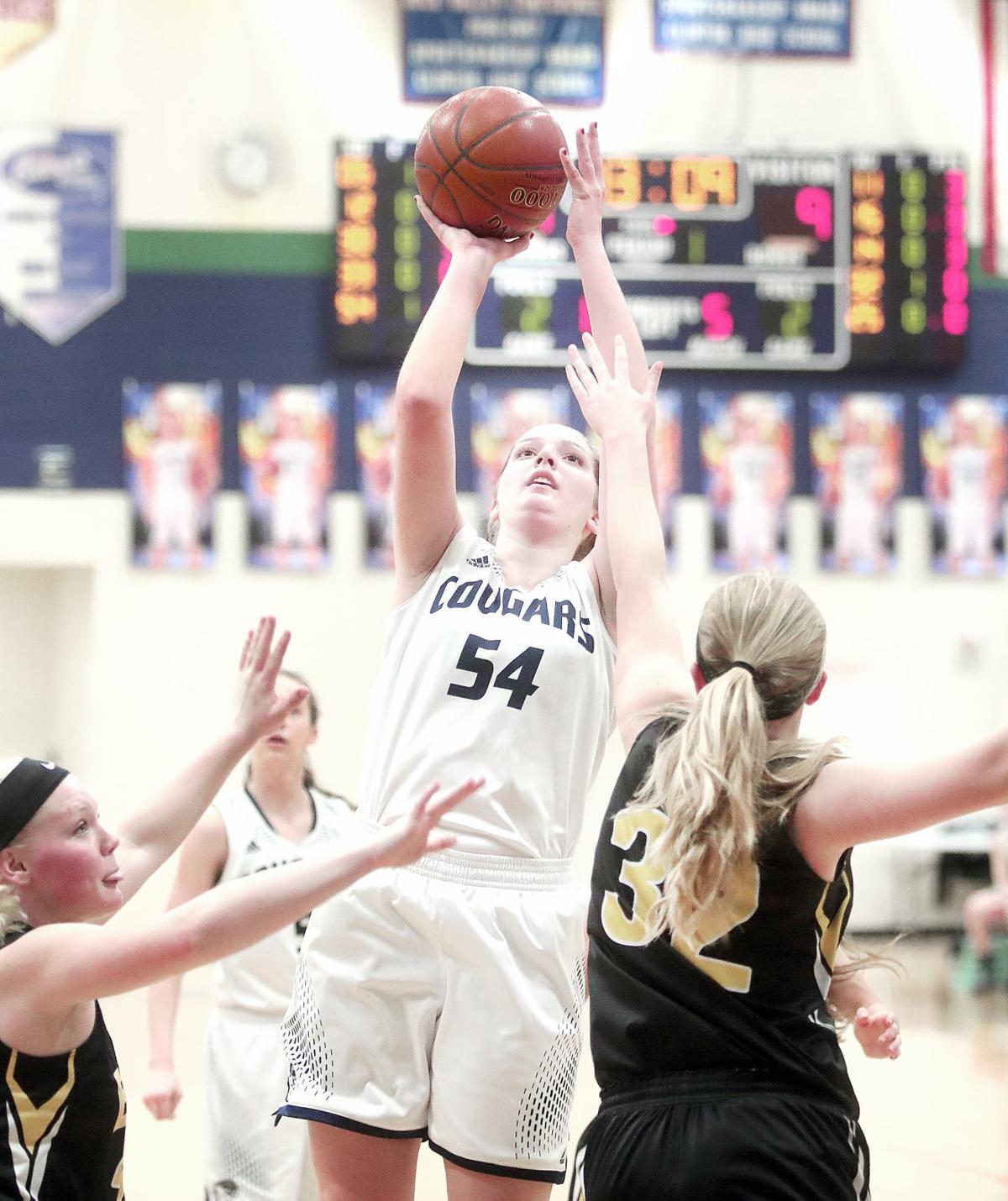 High School Girls Basketball Clinton Turner Elkhorn Advance To