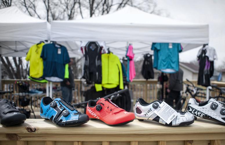 JVG_200325_FORWARD01