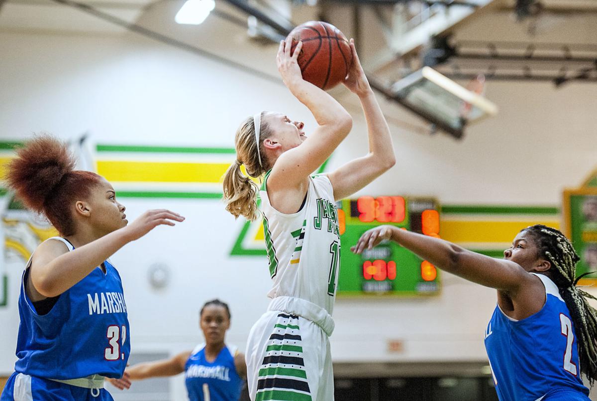 Parker Grinds Out 51 46 Victory Over Milwaukee Marshall In Girls