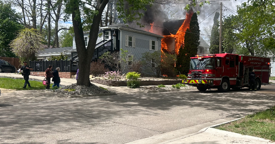 Locust Street house fire that left 1 man dead has undetermined cause
