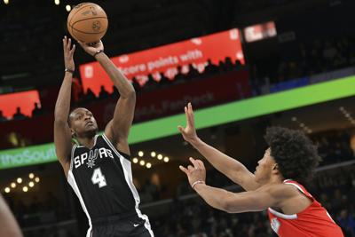 Basketball Spurs Fox