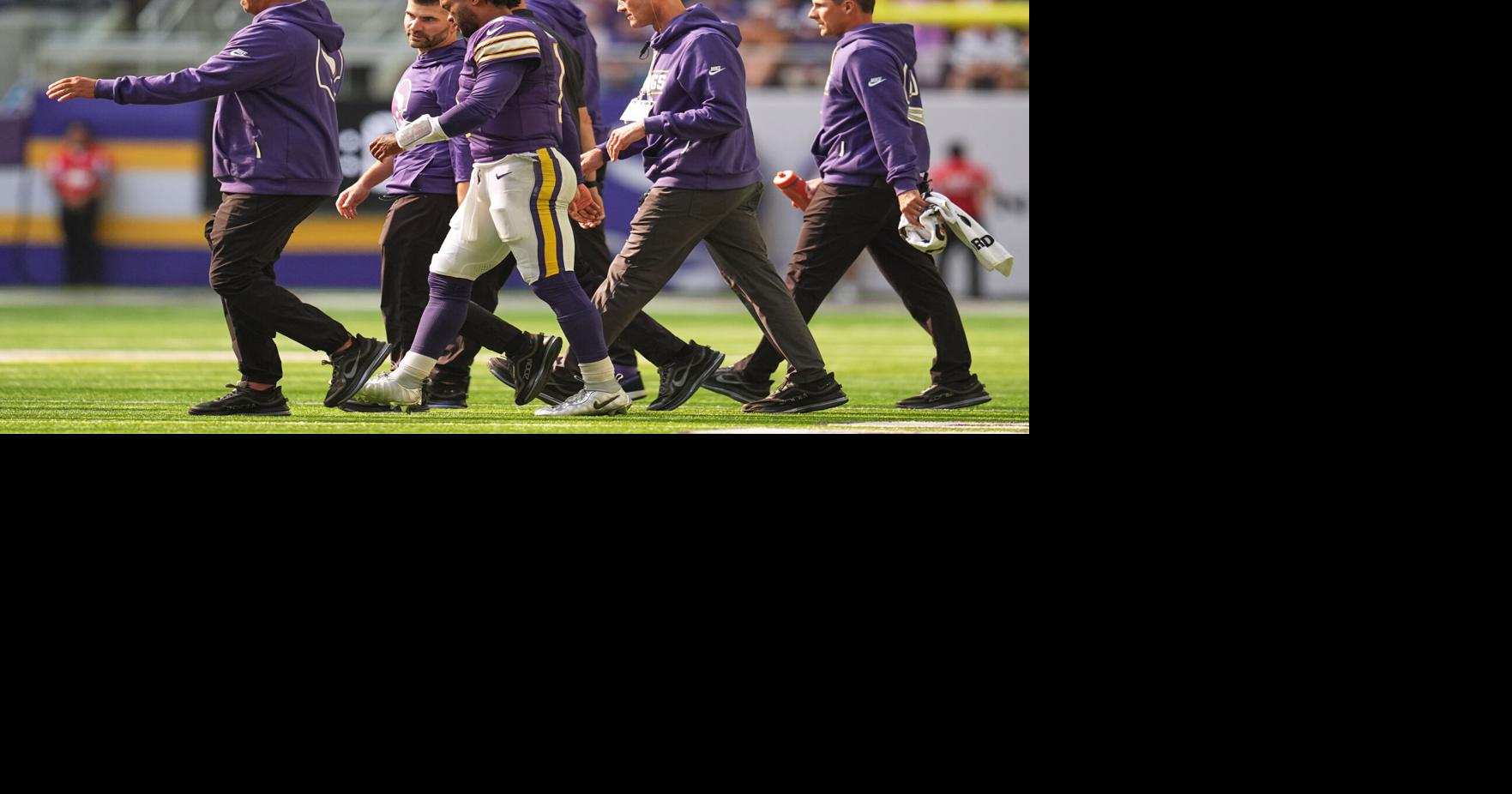 Vikings QB Murray leaves his debut in the 1st quarter with a concussion after a hit to the head