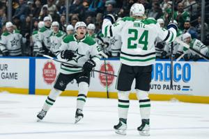 Stars rebound from loss to beat Canucks 4-2 for 6th win in 7 games