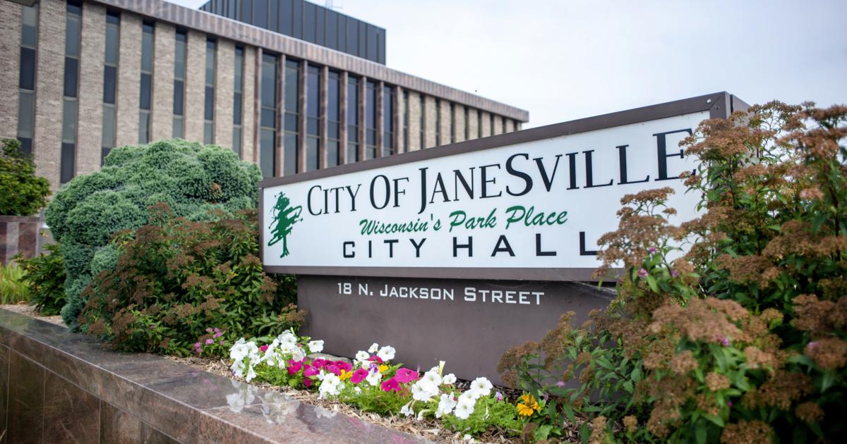 The city announces Rebecca Houseman and Colin Kennedy as city manager finalists