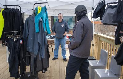 JVG_200325_FORWARD02