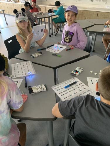 JVG_220301_OZOBOTS02