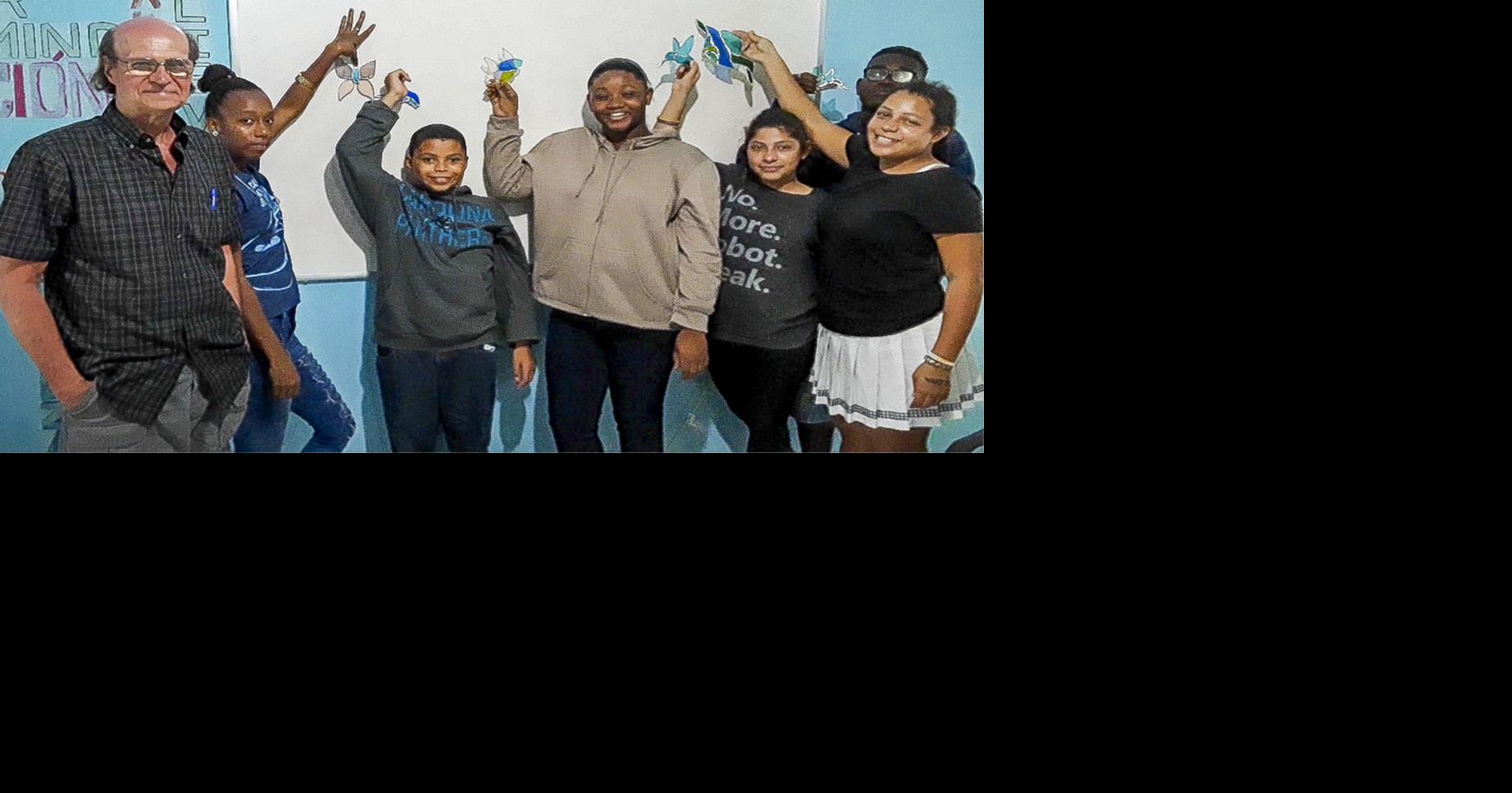 Stainedglass success Janesville artist teaches Honduran children