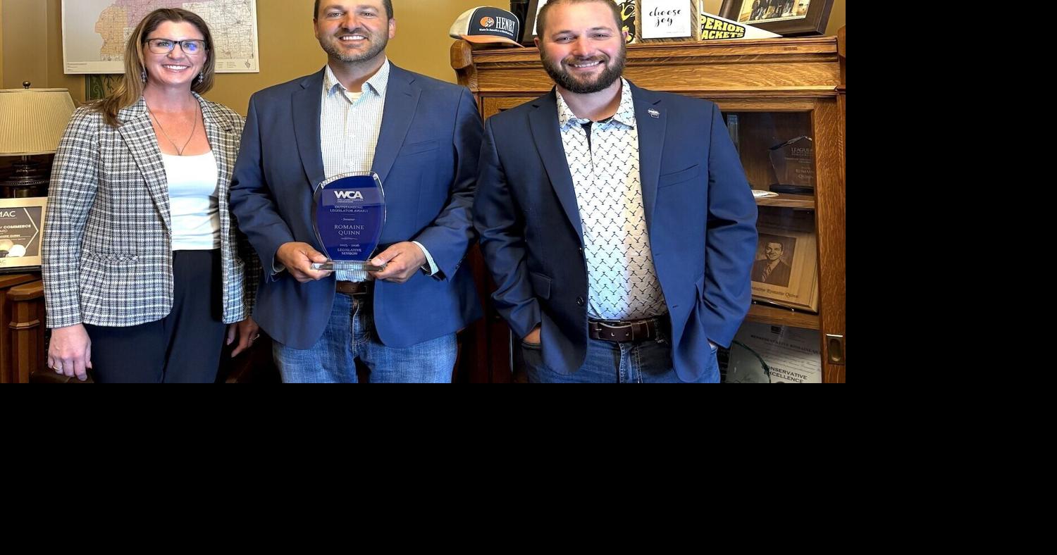 Sen. Quinn receives Outstanding Legislator Award