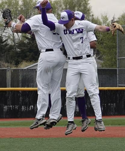 JVG 250506 UWWBASE 1