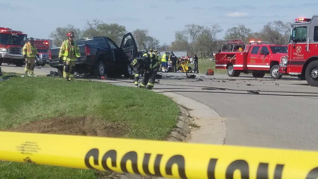 Highway 51 blocked by Saturday crash on Janesville's south side No