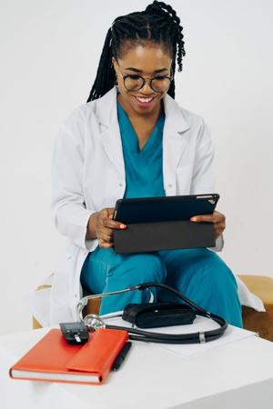 Sheila Busheri Scholarship for Medical Students Opens Applications to Support Next-Generation Healthcare Leaders and Underserved Communities