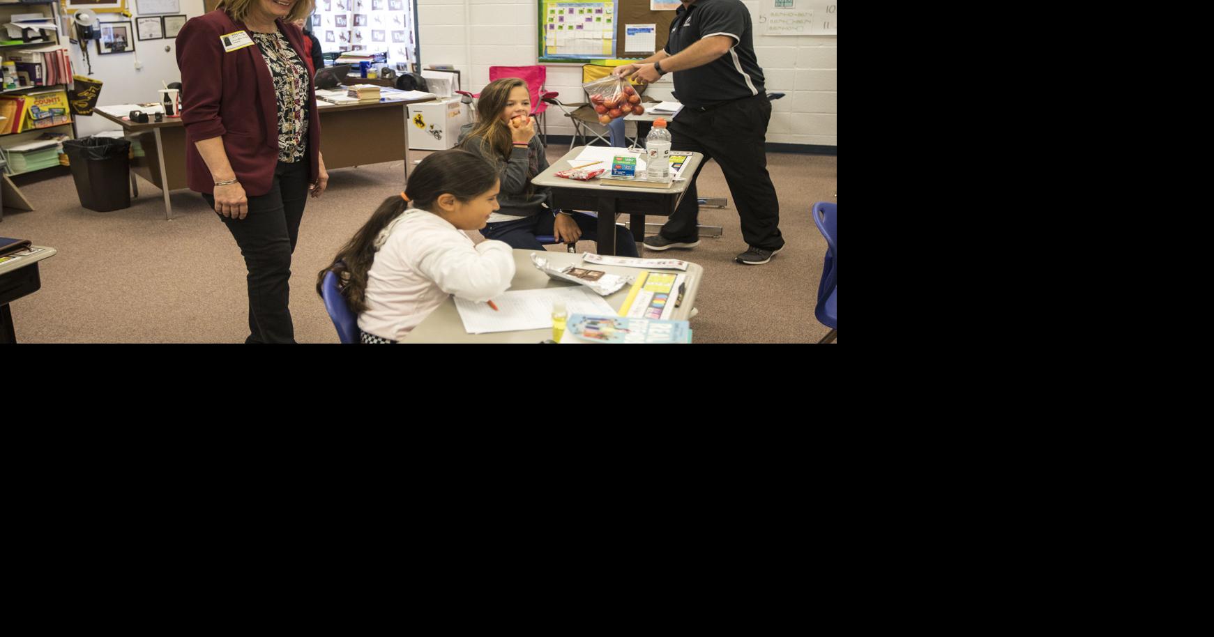 First Lady visits Meadowlark Elementary Local News