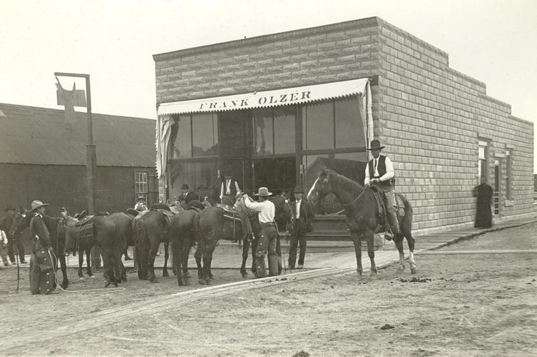 City celebrates Gillette Avenue's designation as downtown historic