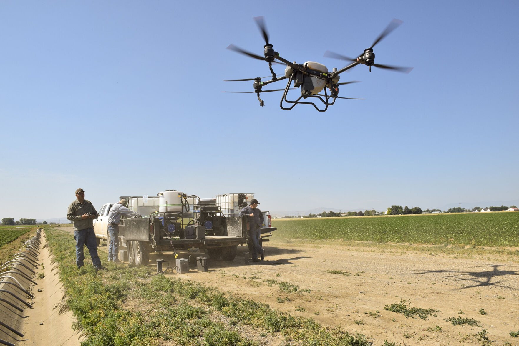 Crop dusting by drone takes flight Wyoming gillettenewsrecord