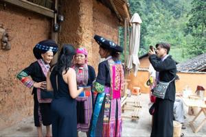 Local Vietnam Launches Highland Craft Workshops at Ha Giang Aya Lodge as Loop Tourism Income Bypasses Mountain Villages