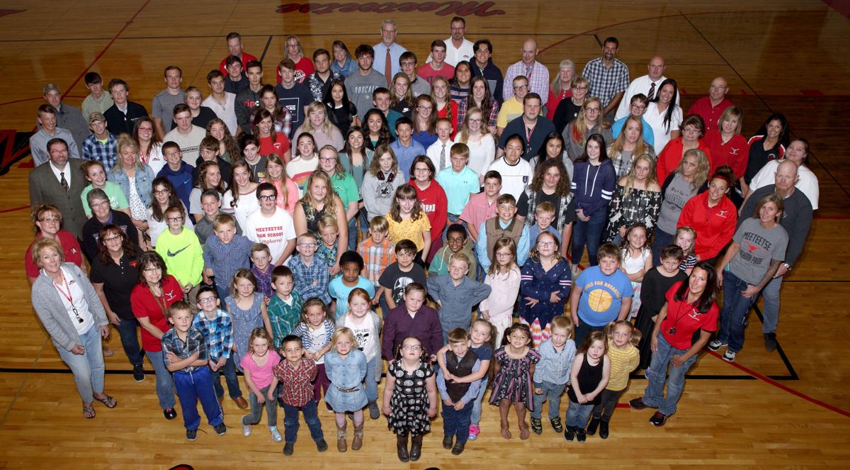 Meeteetse school ‘just one big family’ Wyoming