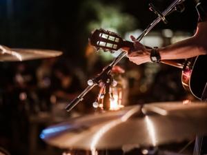 Edward Witt Highlights the Unusual Link Between Medicine and Music