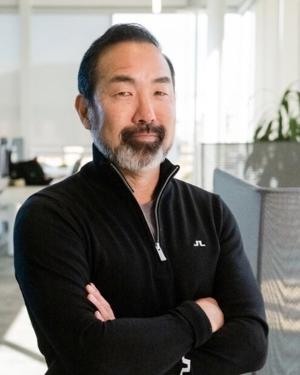 Gene Kwon Encourages Entrepreneurs to Make the First Risk Smaller