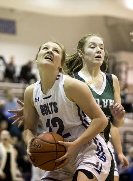 Tbhs Girls Basketball Wins Back And Forth Battle With Green River